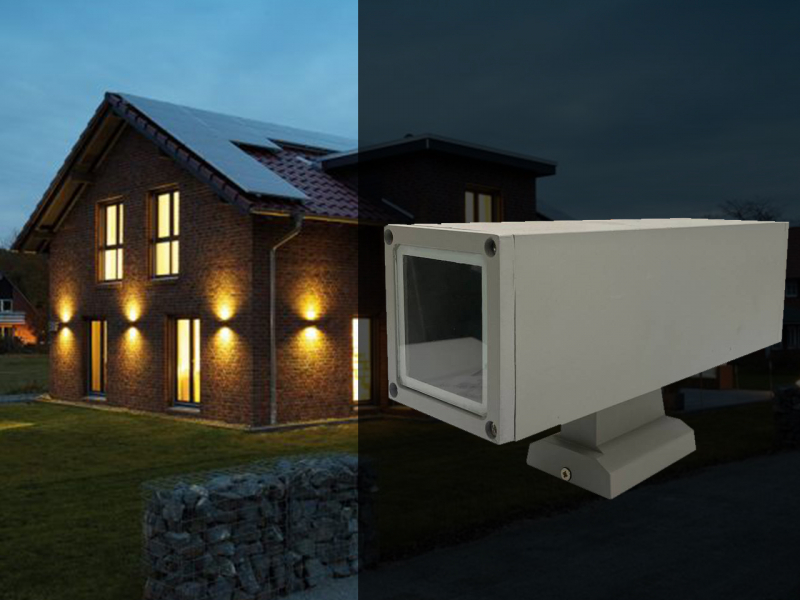 Доступна только 1 шт. / Фасадный светильник под лампу GU10 / Осветитель стен для наружного использования / Влагостойкий IP44 / Размер 270 x 92 x 150 mm / 3305B  03-016
