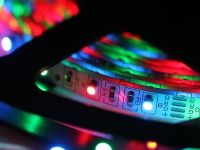 LED VIRTENES / LED LENTES (Led Lentas 5050 - 60 led/m - 14,4 W/m - 720 Lm/m - RGB - Daudzkrāsaina  - 24V - IP20 - DIMMABLE) ECONOM / 4751027172534 / 05-251 :: LED Dekoratīvās lentes 24V