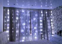 LED Ziemassvētku iekštelpu virtene aizkari / 3x2m / 240 diodes / CW - Auksti balta / 8 režīmi / Savienojamā / Talvādības pults / 19-540 :: LED Aizkari