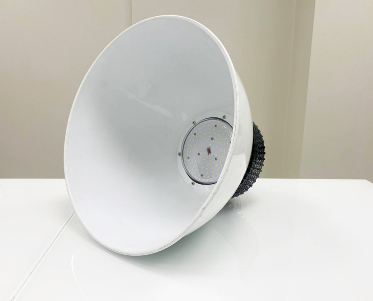 ONLY 1 LIGHT AVAILABLE! / LED dome for warehouse lighting / dome light / 4000K / 100W / 70-309/154