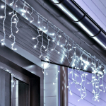 LED Ziemassvētku āra un iekštelpu lāstekas / 300 LED diodes / СW - auksti balta + ZIBSPULDZES EFEKTS / 13.66W / 14.5m / IP44 / savienojama / 19-494 :: LED virtenes lāstekas iekštelpām un mājas fasādei
