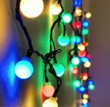 LED Ziemassvētku virtene - bumbas / 5,5m / 3xAA baterijas / 50 diodes / Multicolor - daudzkrāsainas / 19-396 / 4752233007177 :: LED Ziemassvētku virtenes
