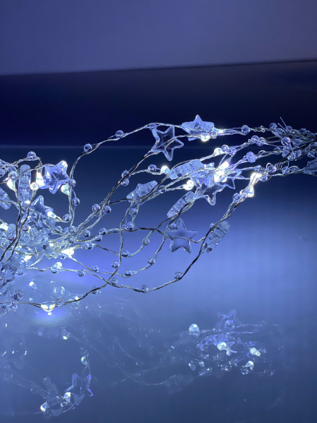 LED Ziemassvētku diožu virtene - aizkari ar zvaigznēm vara stieple un pulti