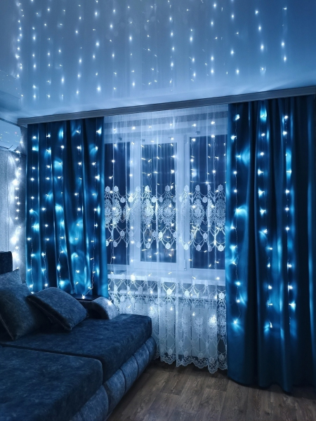 LED Christmas diode string - curtains copper wire with crystals