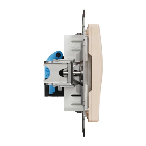 Built-in data 1xRJ45 socket CAT6 UTP, mechanical SEDNA Design