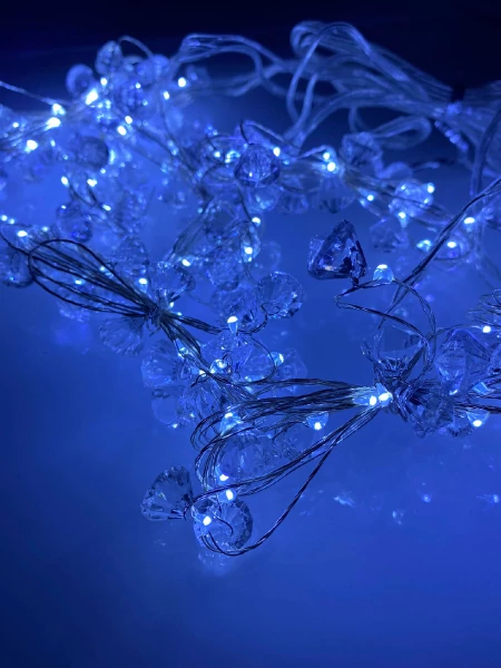 LED Christmas diode string - curtains copper wire with crystals