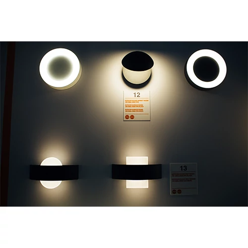 Facade luminaire 10.5W, 4000K, IP44 ENDURA STYLE SHIELD